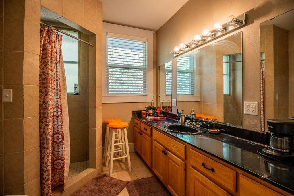 Historic Mitchell House Bed and Breakfast Sulphur Springs Εξωτερικό φωτογραφία