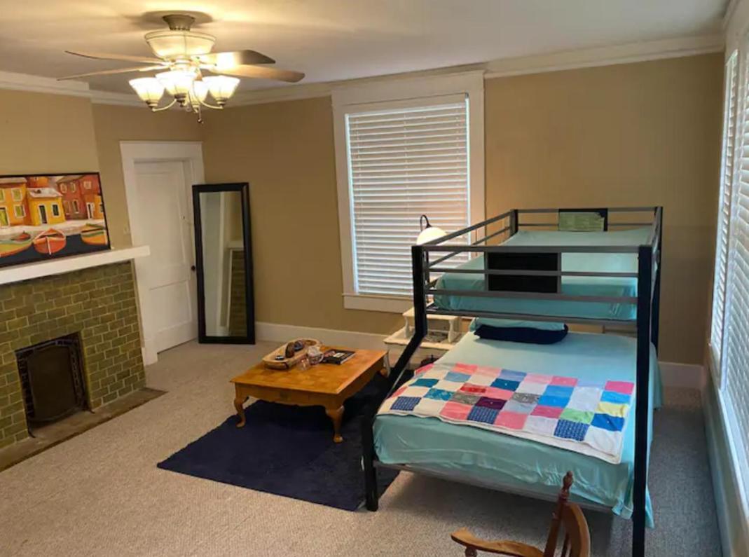 Historic Mitchell House Bed and Breakfast Sulphur Springs Εξωτερικό φωτογραφία